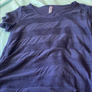Lularoe classic tee
